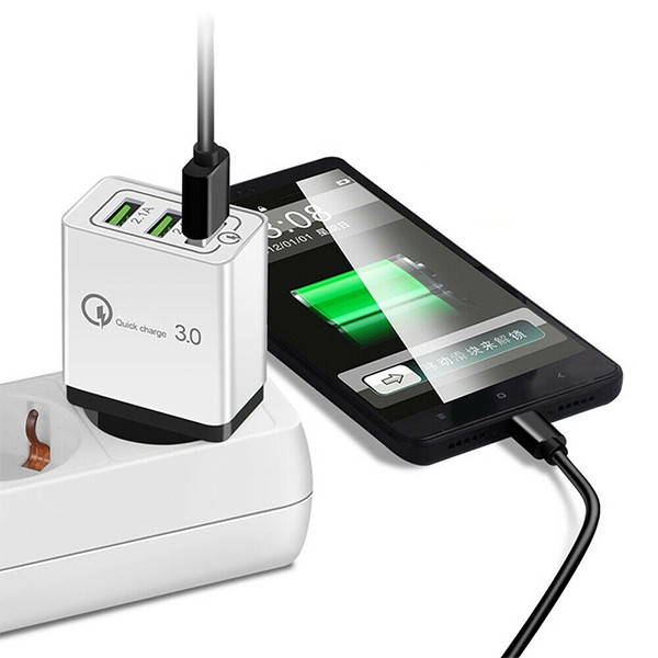 ŁADOWARKA SIECIOWA 2A BIAŁA VEGA FASTON QUICK 3.0 FAST CHARGER 2400mA 3XUSB 18W 5902012966471